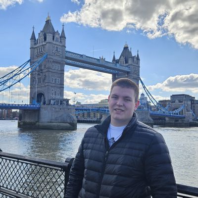 Tower Bridge by null