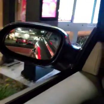 Jollibee - This location said they would not want to serve Palabok because the sauce runs out quick and they don't want to make waste. - Fast Food Near Me - Torrance, California