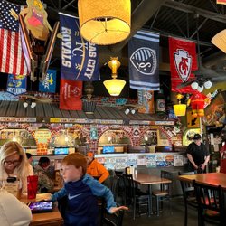 Knub's Pub - Dining Area