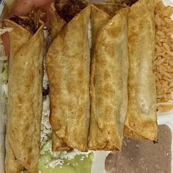Taqueria El Tapatio - Chicken flautas - Mexican Near Me - Glendale, California Taqueria El Tapatio - Chicken flautas - Mexican Near Me - Glendale, California
