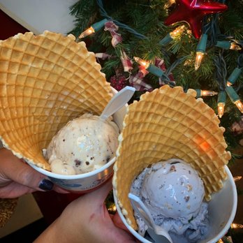 Sub Zero Nitrogen Ice Cream - Lactose marshmallow ice cream - Ice Cream & Frozen Yogurt Near Me - Carmel, Indiana