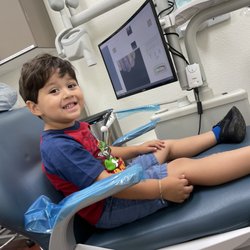 Smile Dental Group - East Lancaster - Happy 4 year old visit