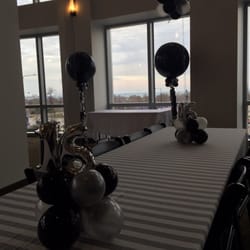 Venue by Rosielloons - Table setting