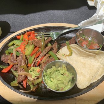 Limonada Bar + Brunch - Steak Fajitas y Fajitas - Breakfast & Brunch Near Me - Miami Beach, Florida