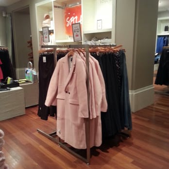 Banana Republic - S A L E!! - Men's Clothing Near Me - Columbia, Maryland Banana Republic - S A L E!! - Men's Clothing Near Me - Columbia, Maryland