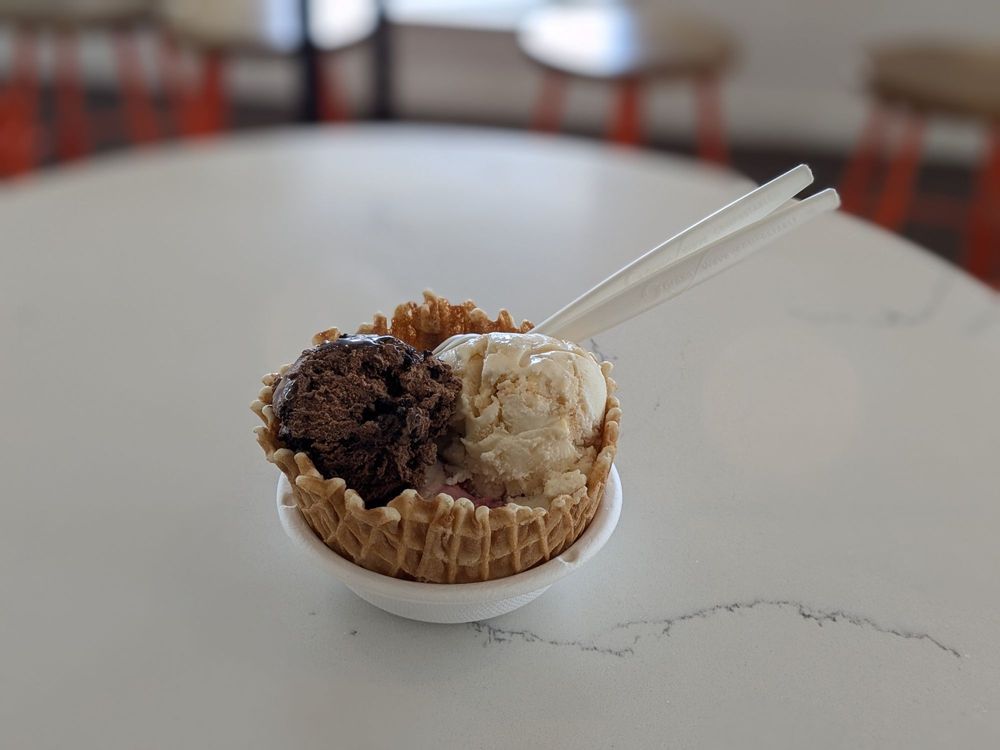 JENI’S SPLENDID ICE CREAMS Updated October 2024 177 Photos & 58