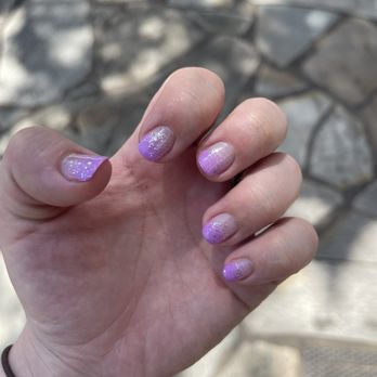 Tami-A Nails Salon - Nail Salons Near Me - Honolulu, Hawaii