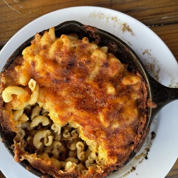 Morgan's Brooklyn Barbecue - The burnt cold Mac and cheese without cheese melted. This was for the kids - Barbeque Near Me - Brooklyn, New York Morgan's Brooklyn Barbecue - The burnt cold Mac and cheese without cheese melted. This was for the kids - Barbeque Near Me - Brooklyn, New York