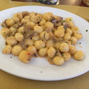 La Ghiotta - Gnocchi with mushroom sauce - Italian Near Me - Florence, FI La Ghiotta - Gnocchi with mushroom sauce - Italian Near Me - Florence, FI