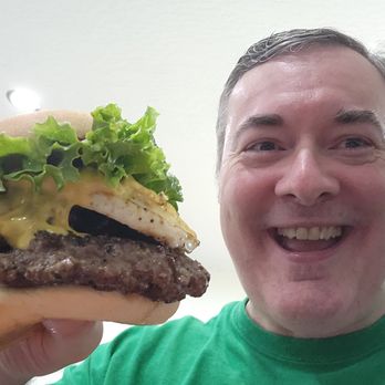 Lumberjacks Cafe - eating burger - Sandwiches Near Me - New Augusta, Mississippi Lumberjacks Cafe - eating burger - Sandwiches Near Me - New Augusta, Mississippi
