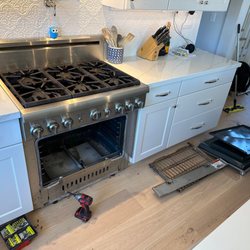 Thermador range full service
