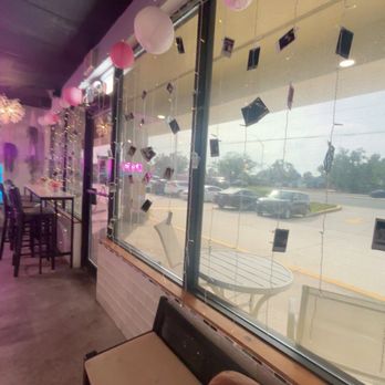Sarasota Boba Company - Window Polaroids pink - Bubble Tea Near Me - Sarasota, Florida Sarasota Boba Company - Window Polaroids pink - Bubble Tea Near Me - Sarasota, Florida