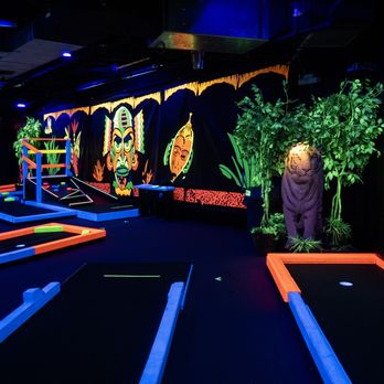 Glow Putt Mini Golf - Mini Golf Near Me - Scottsdale, Arizona