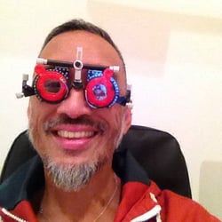 L'Òptica Universitària - Getting my eyes checked