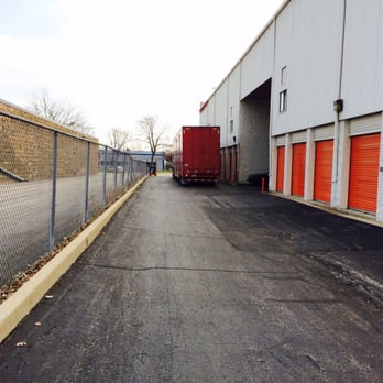 Public Storage - First floor units - Self Storage Near Me - Arlington Heights, Illinois Public Storage - First floor units - Self Storage Near Me - Arlington Heights, Illinois