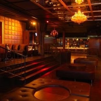 ROOM SERVICE - Updated December 2025 - 26 Photos & 71 Reviews - 35