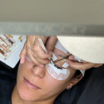 Esthie - Volume Lash extension - Eyebrow Services Near Me - Kaneohe, Hawaii Esthie - Volume Lash extension - Eyebrow Services Near Me - Kaneohe, Hawaii