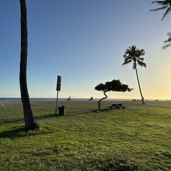Pu'uloa Beach Park - Pretty park - Parks Near Me - Ewa Beach, Hawaii