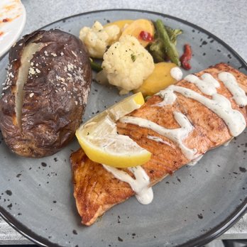 Mae's Dining Room - Salmon - New American Near Me - Farmington, Pennsylvania Mae's Dining Room - Salmon - New American Near Me - Farmington, Pennsylvania