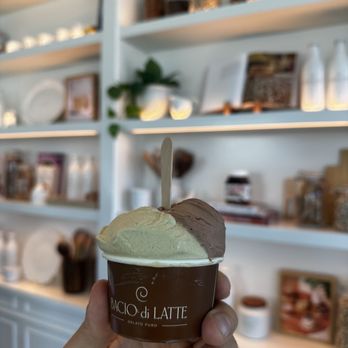 Bacio di Latte - Pistachio and hazelnut chocolate - Gelato Near Me - Los Angeles, California Bacio di Latte - Pistachio and hazelnut chocolate - Gelato Near Me - Los Angeles, California