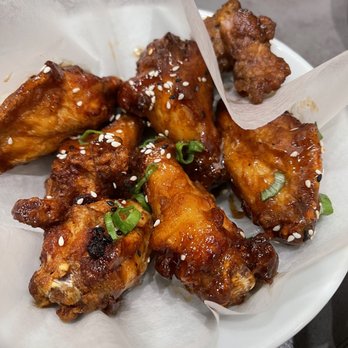 Uncle Seven - Chicken Wings always freshly fried that is why sometimes is I cooked - Chinese Near Me - Norwalk, Connecticut