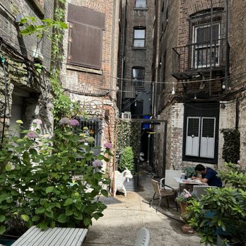 The Chipped Cup - Coffee & Tea Near Me - New York, New York