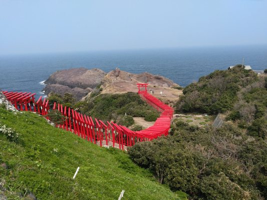 Motonosumi Shrine by null