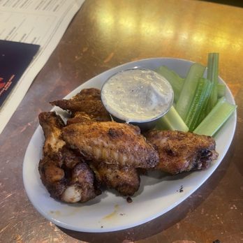 Little Star Pizza - Chicken wings! - Pizza Near Me - Albany, California Little Star Pizza - Chicken wings! - Pizza Near Me - Albany, California