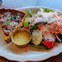 Café Marguerite - Quiche Lorraine & salad