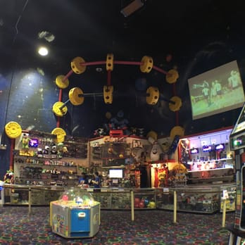 Odyssey Fun World - Prize station - Amusement Parks Near Me - Tinley Park, Illinois Odyssey Fun World - Prize station - Amusement Parks Near Me - Tinley Park, Illinois