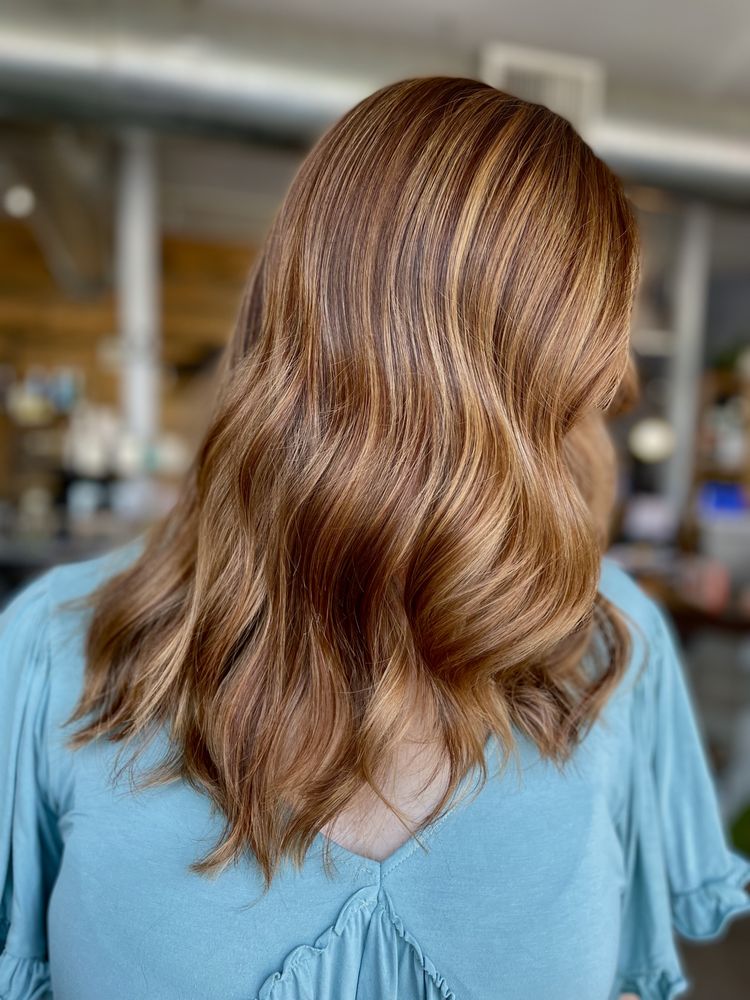 Sable Hair Logo
