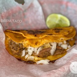 La Tapatia Meat Market - BEST BURRIA TACOS I've ever had!!!
