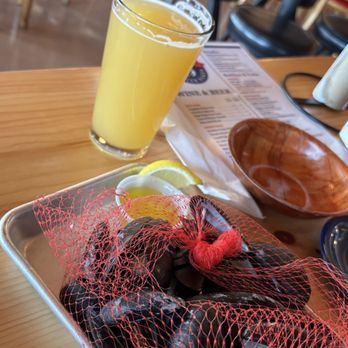 Bar Harbor Lobster Pound - Seafood Near Me - Bar Harbor, Maine
