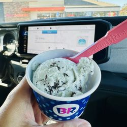 Dunkin' - Baskin Robbins Mint Chocolate Chip ice cream @ Dunkin Donuts!
