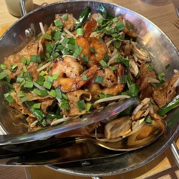 Very Thai - Crispy Pad Tai - Thai Near Me - Los Angeles, California Very Thai - Crispy Pad Tai - Thai Near Me - Los Angeles, California