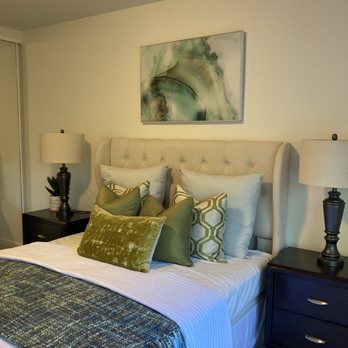 IDesignSpaces - Bedroom staged by IDesignSpaces. - Home Staging Near Me - Milpitas, California IDesignSpaces - Bedroom staged by IDesignSpaces. - Home Staging Near Me - Milpitas, California