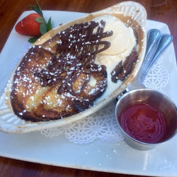 bellagreen - White Chocolate Bread Pudding - American Near Me - Houston, Texas bellagreen - White Chocolate Bread Pudding - American Near Me - Houston, Texas