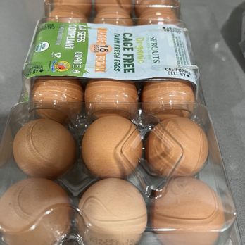 Sprouts Farmers Market - 18 Count Organic Large Brown Eggs. - Grocery Near Me - Lancaster, California