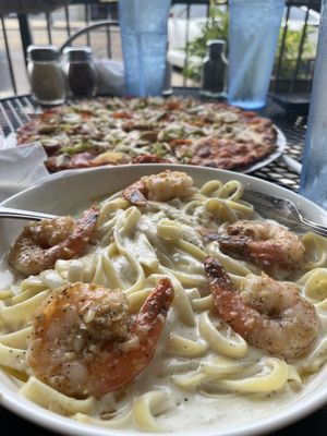Giovanni's by null