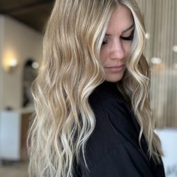 Poppy & Pearl salon - hair by Cori