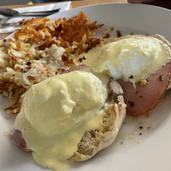 Shorehouse Kitchen - Eggs Benedict - Coffee & Tea Near Me - La Jolla, California Shorehouse Kitchen - Eggs Benedict - Coffee & Tea Near Me - La Jolla, California
