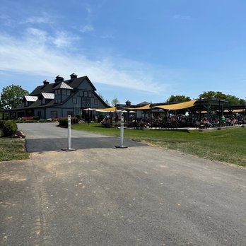 Stone Tower Winery - Wineries Near Me - Leesburg, Virginia Stone Tower Winery - Wineries Near Me - Leesburg, Virginia