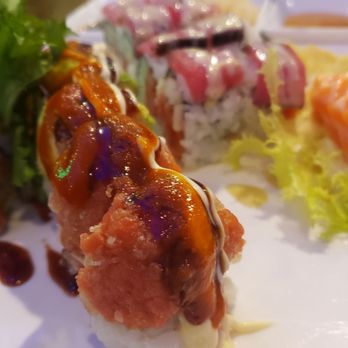 Nova Asian Bistro - Earthquake roll - Sushi Bars Near Me - New Hyde Park, New York Nova Asian Bistro - Earthquake roll - Sushi Bars Near Me - New Hyde Park, New York