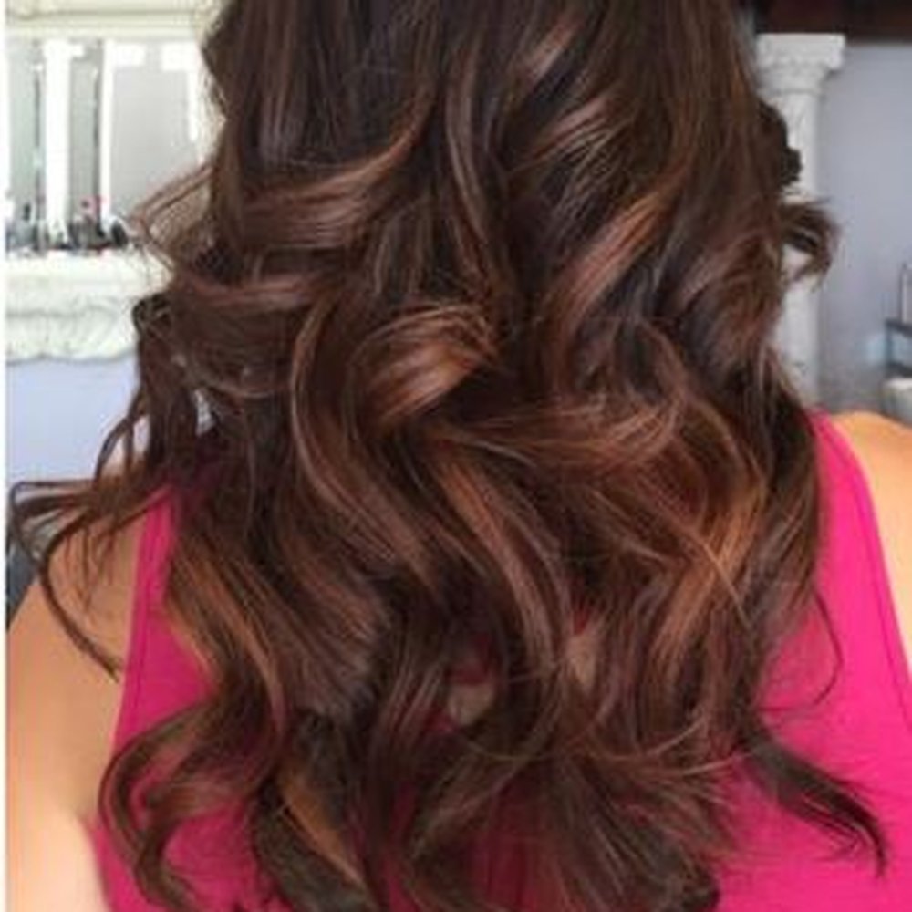 Honey chestnut ombré balayage color and cut by Julia Honey chestnut ombré balayage color and cut by Julia