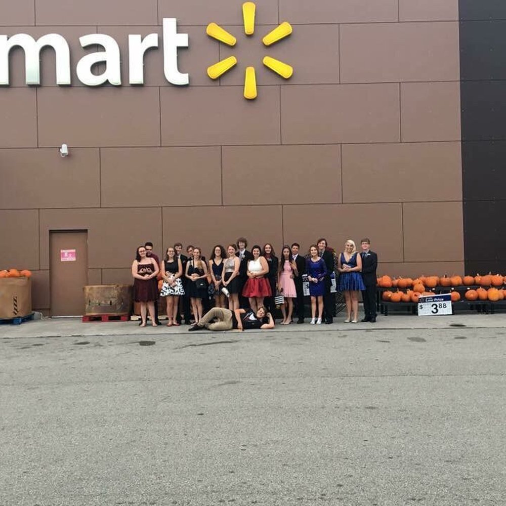 Homecoming pictures graciously taken by a customer of this Walmart establishment. Homecoming pictures graciously taken by a customer of this Walmart establishment.