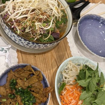 Quan Nhii - Bun Bo hue & rice noodle fillings - Vietnamese Near Me - Westminster, California Quan Nhii - Bun Bo hue & rice noodle fillings - Vietnamese Near Me - Westminster, California