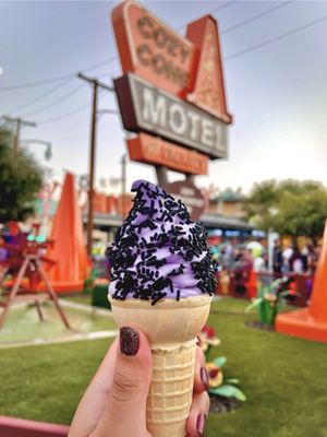 Cozy Cone Motel by null