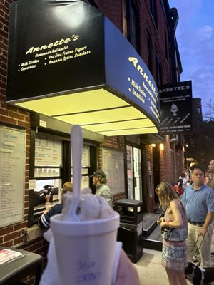 Annette's Italian Ice by null