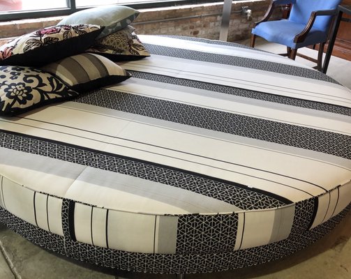 The Brown Elephant - Oak Park by null