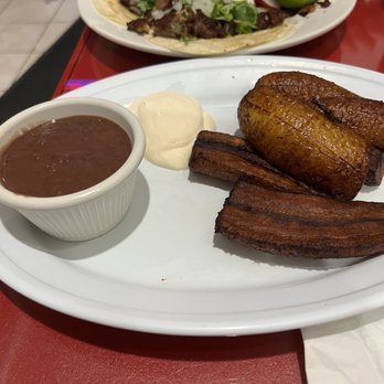 Ines Place Restaurant - Platano Frito Con Frijoles y Crema - Salvadoran Near Me - Fairfax, Virginia Ines Place Restaurant - Platano Frito Con Frijoles y Crema - Salvadoran Near Me - Fairfax, Virginia